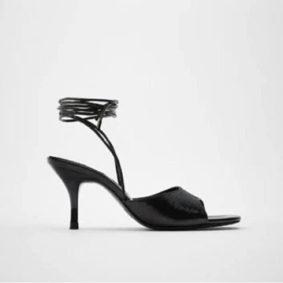 Zara Tie Sandals BLACK NWT - Picture 3 of 3